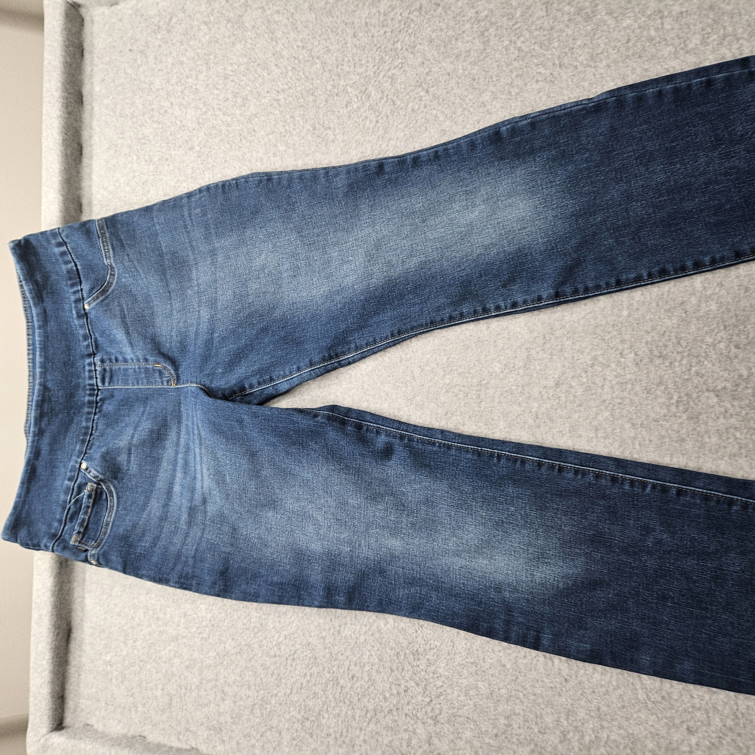 Lee Women Size 16 Blue Denim Sculpting Mid Rise Slim Leg Jeans