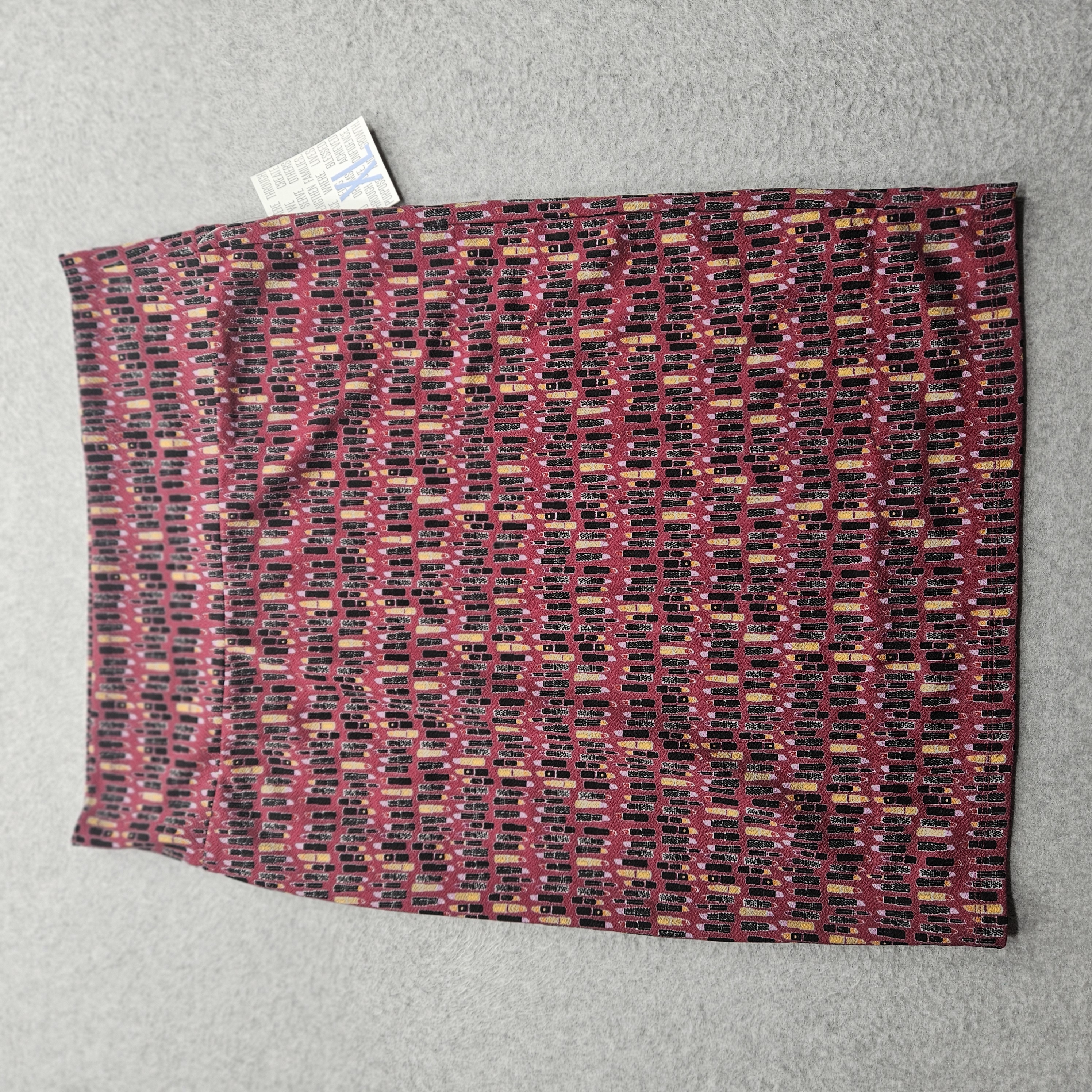 LuLaRoe Women's Size XL Pink Geometric Pencil Skirt
