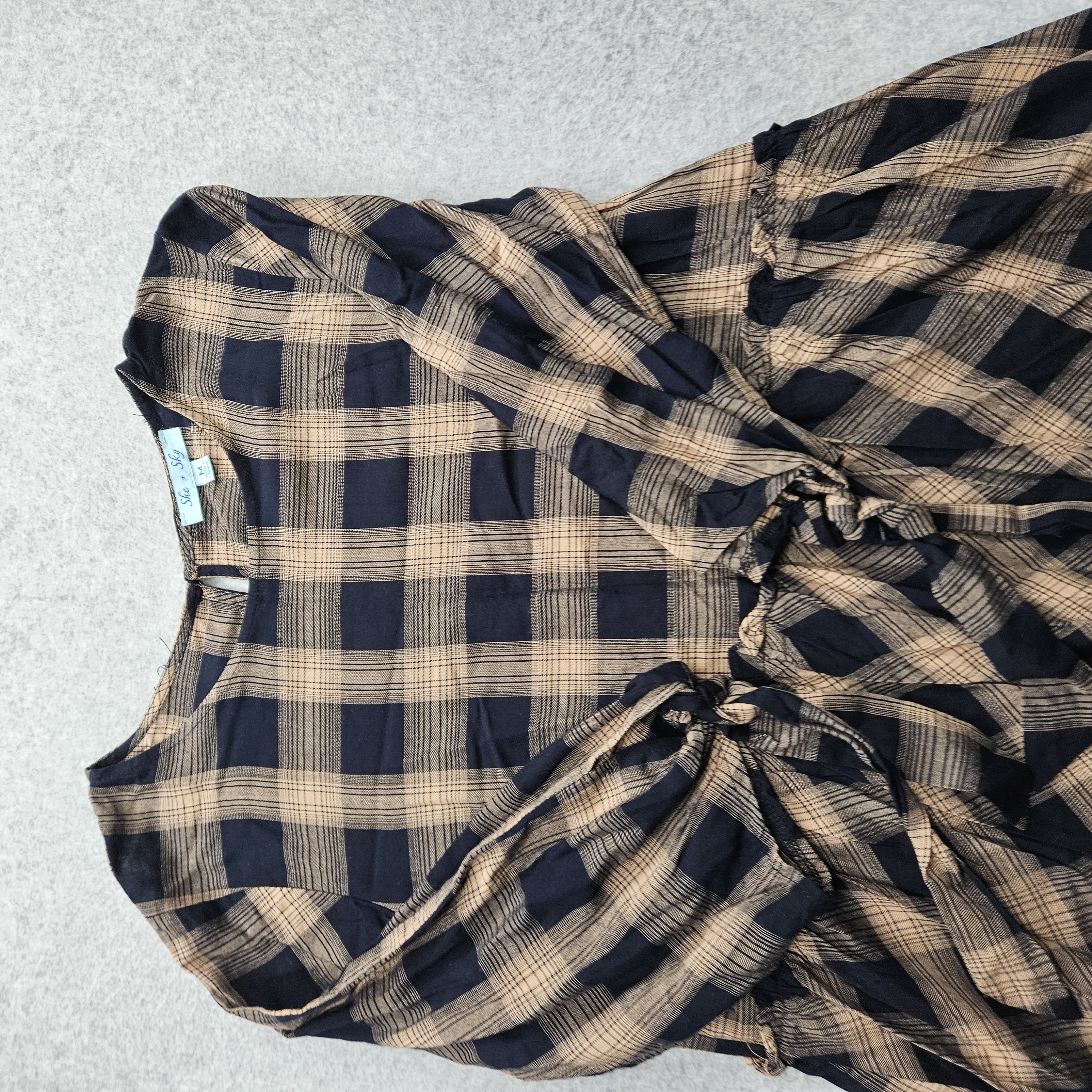 She + Sky Women's Medium Black Flounce Hem Mini Dress