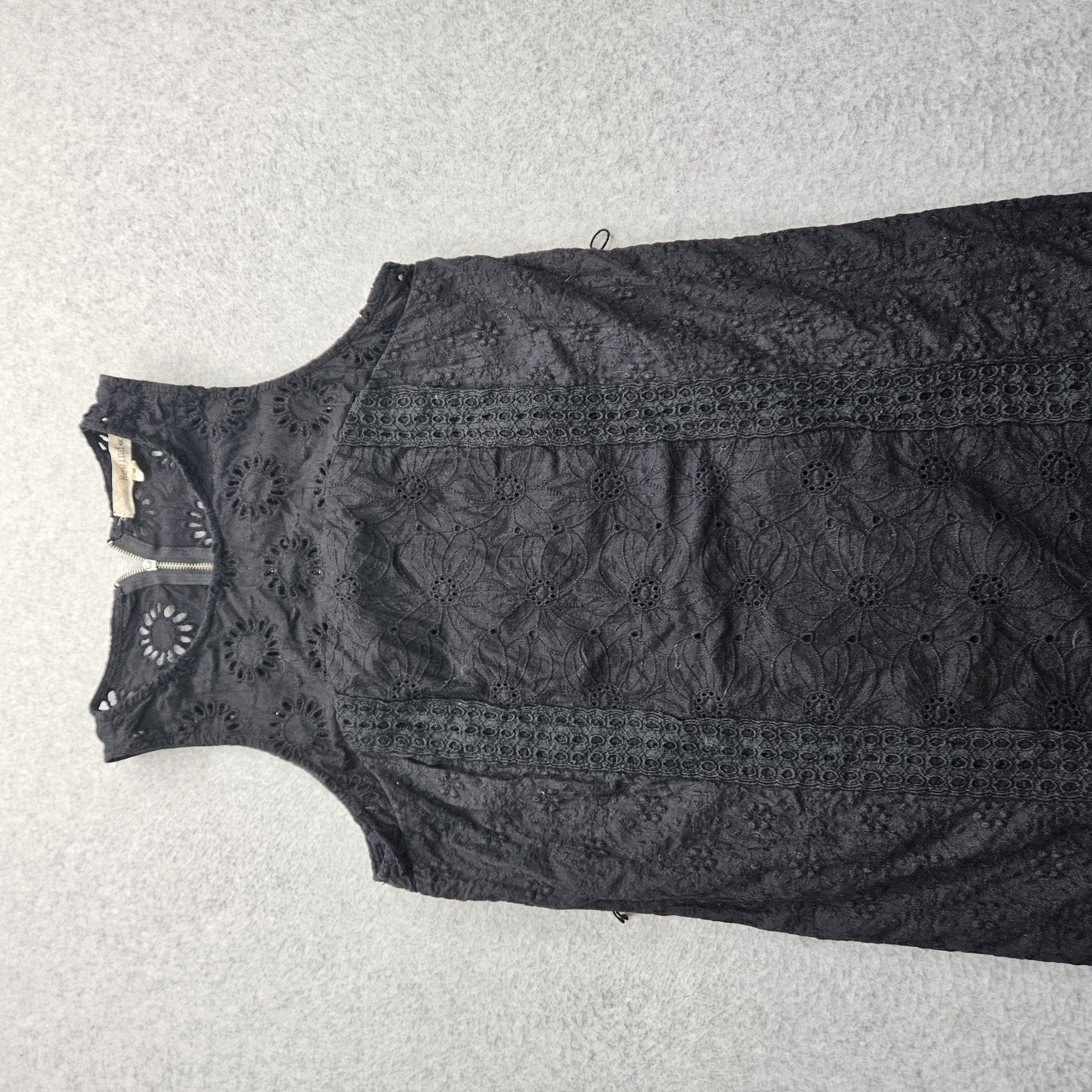 Rewind Womens Size Medium Black Sleeveless Eyelet Lace Dress Mini NWT