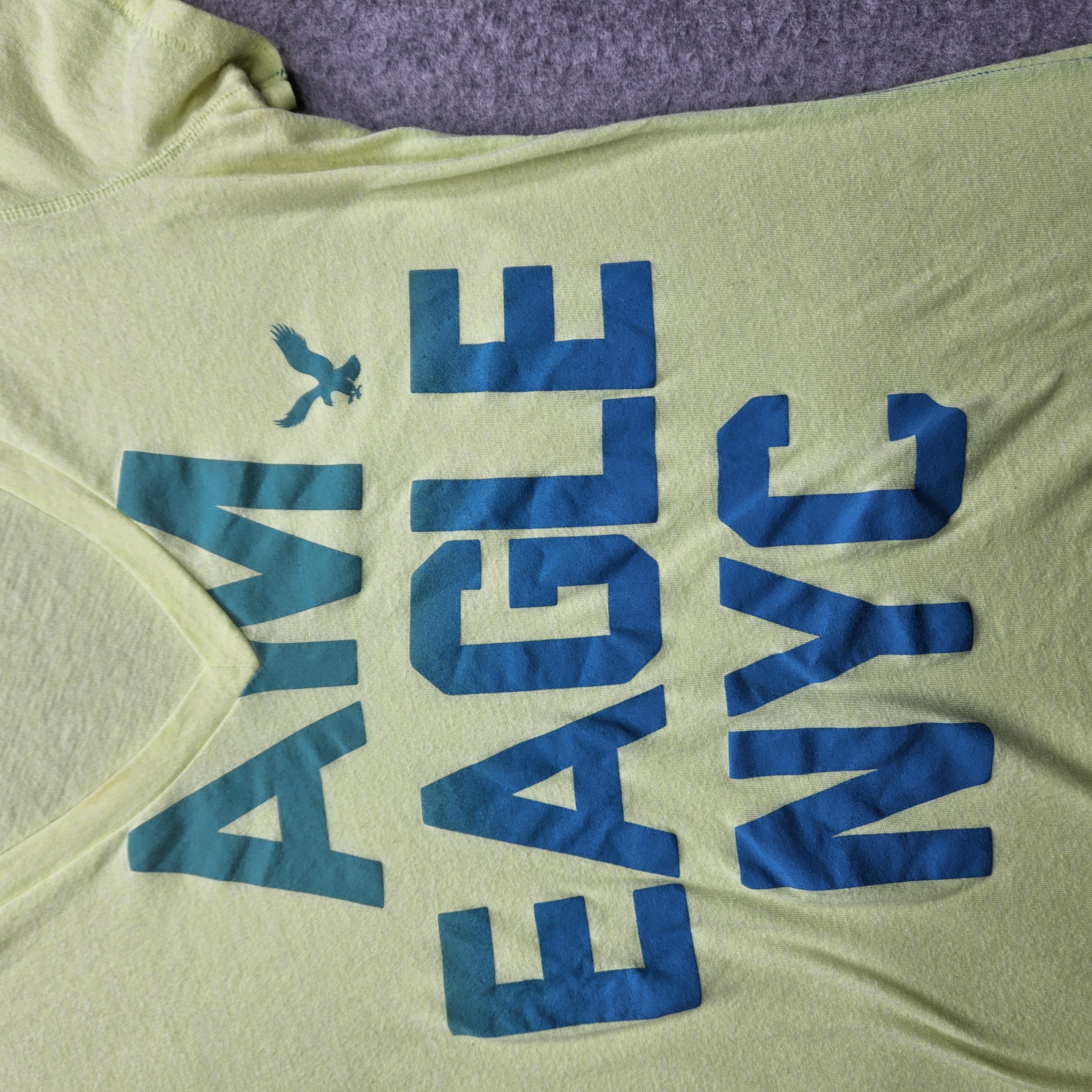 American Eagle Outfitters Women's Large Yellow V-Neck Shirt
