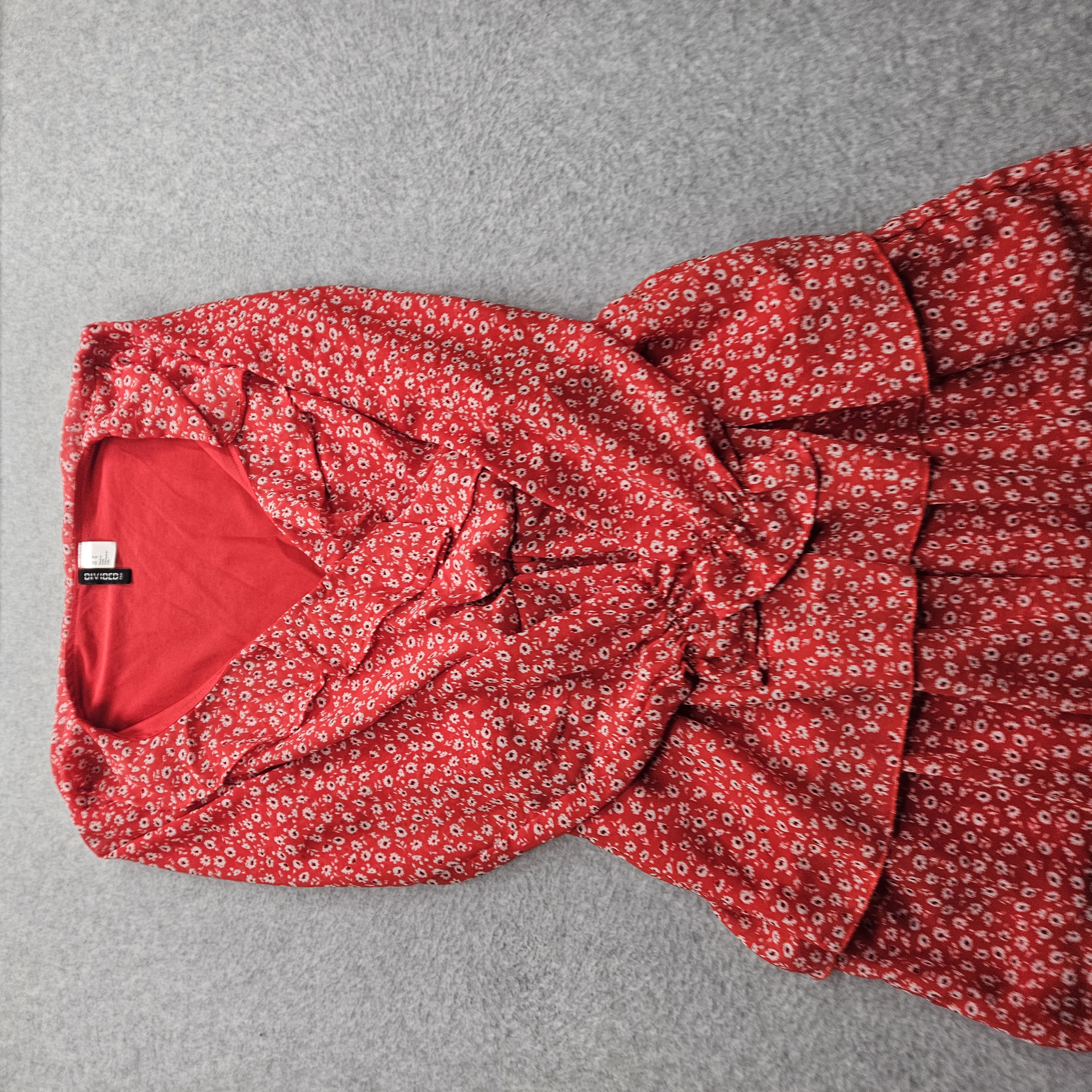 H&M Divided Womens Size Medium Red Floral Wrap Dress Long Sleeve