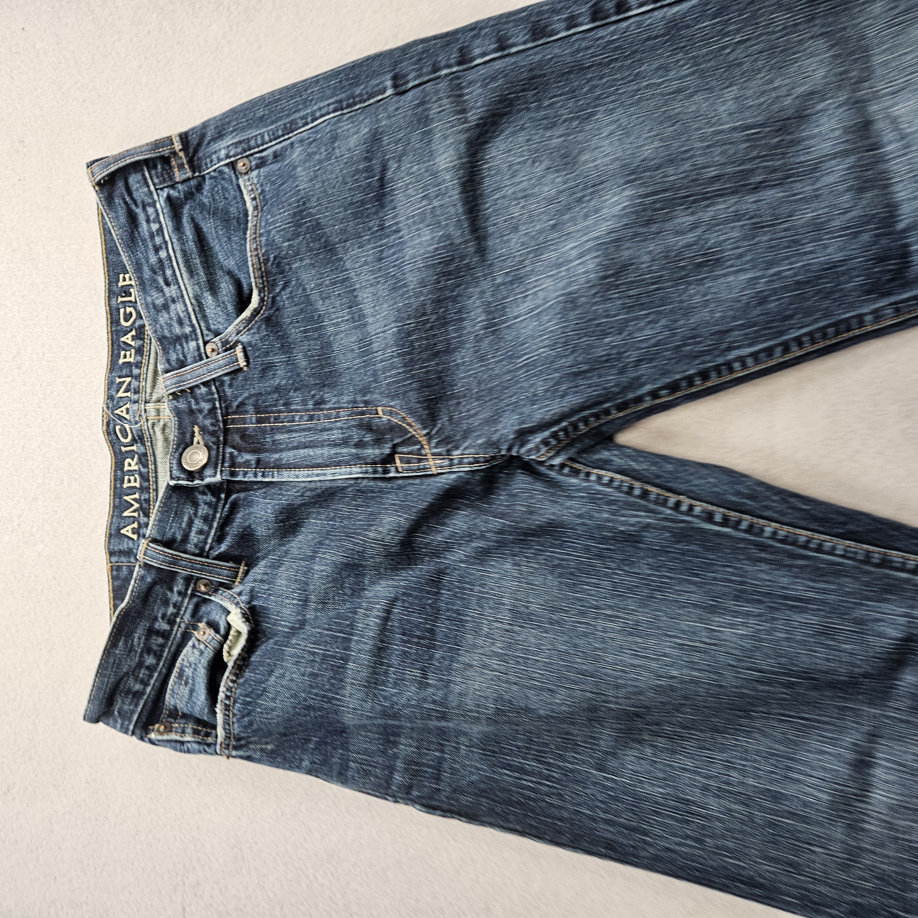 American Eagle Men's Size 30/32 Blue Jeans