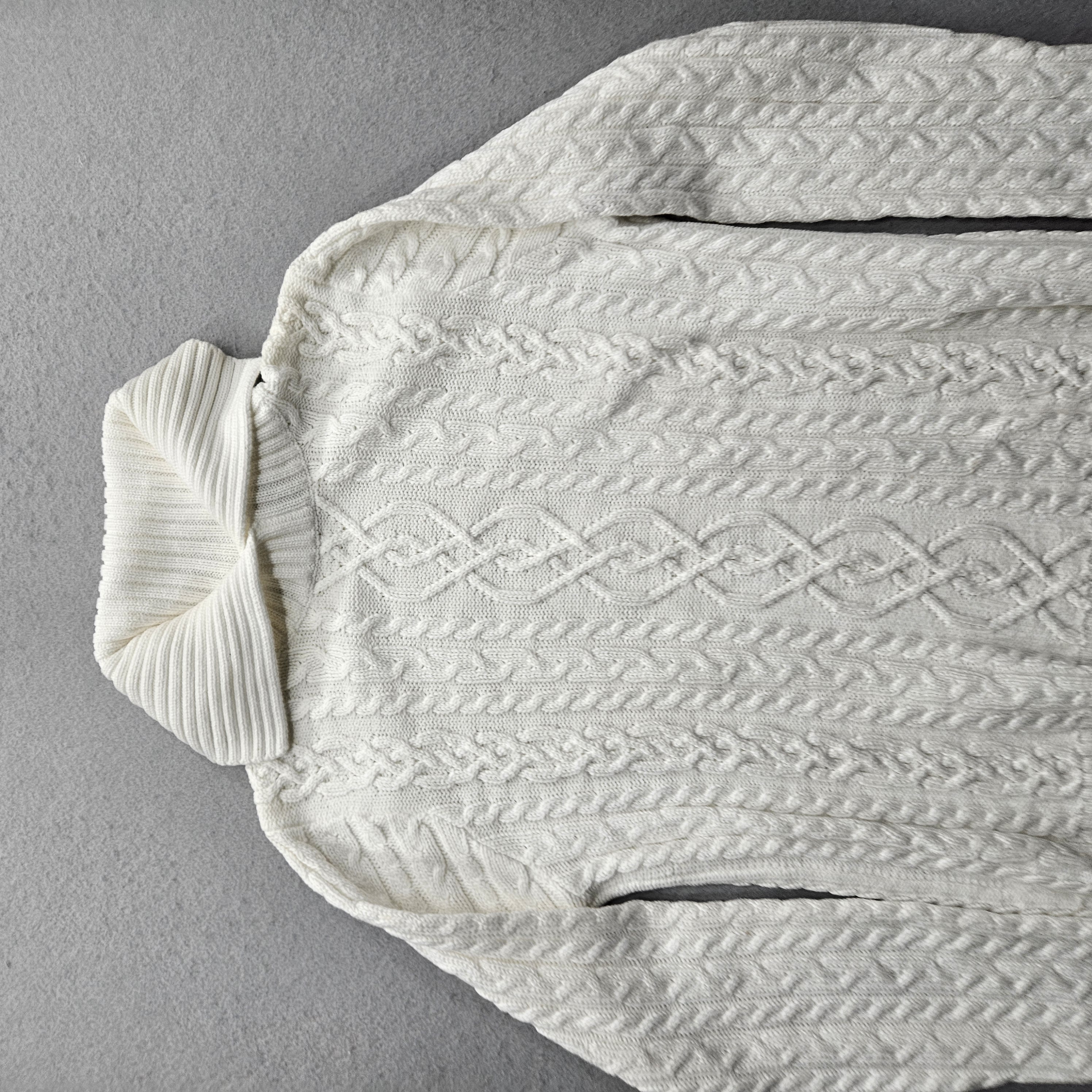 Wainscott Women's Large White Knitted Turtle Neck Sweater