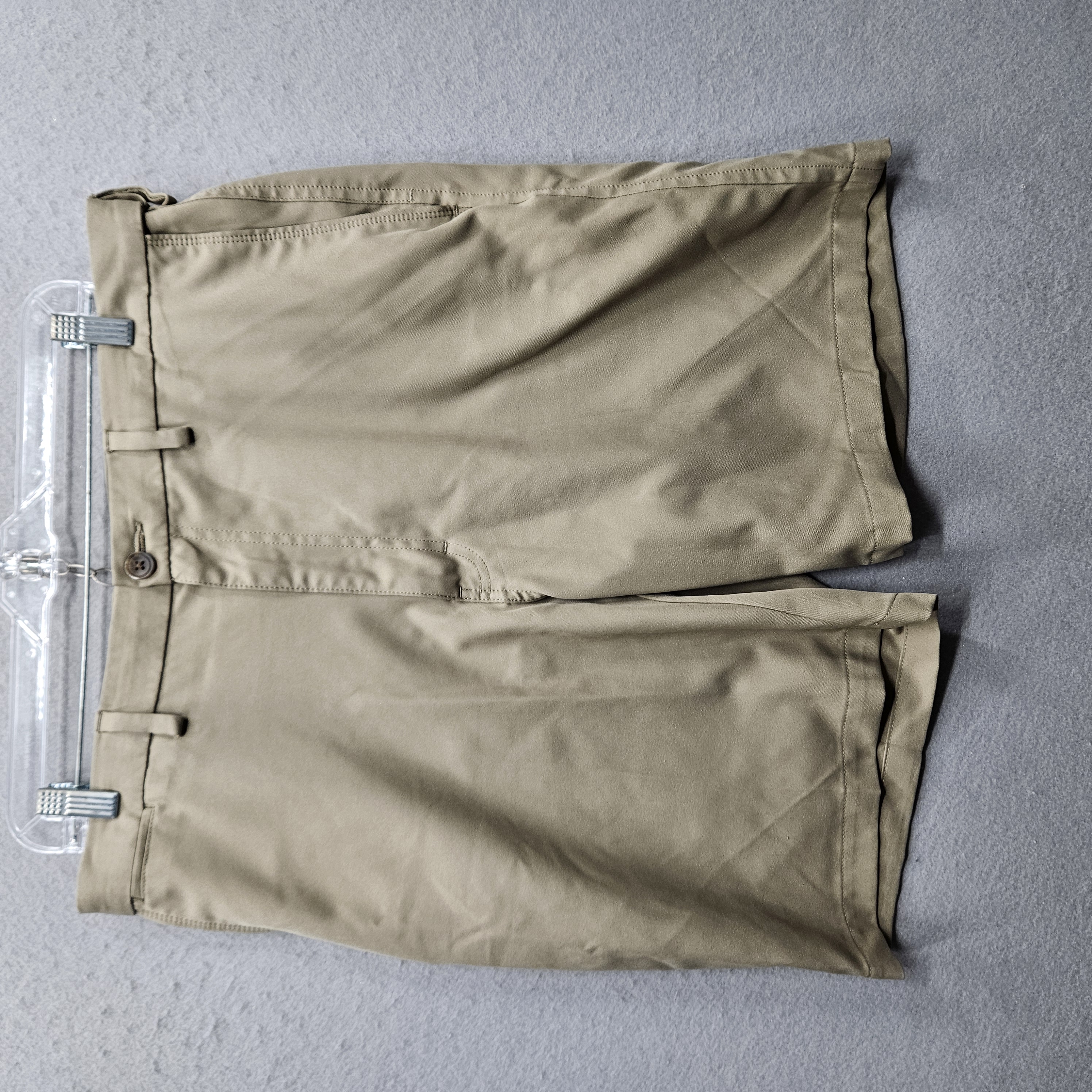 Men's Size 36 Tan Flat Front Polyester Shorts 