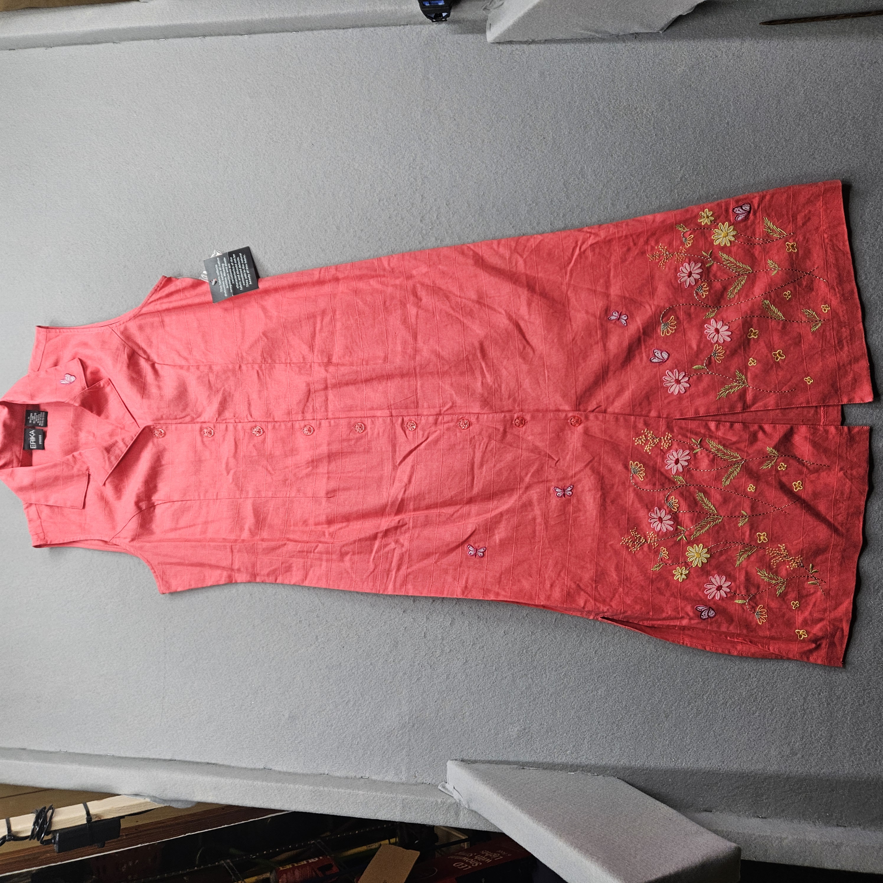 ERIKA Women's Size Medium Coral Sleeveless Embroidered Floral Dress NWT