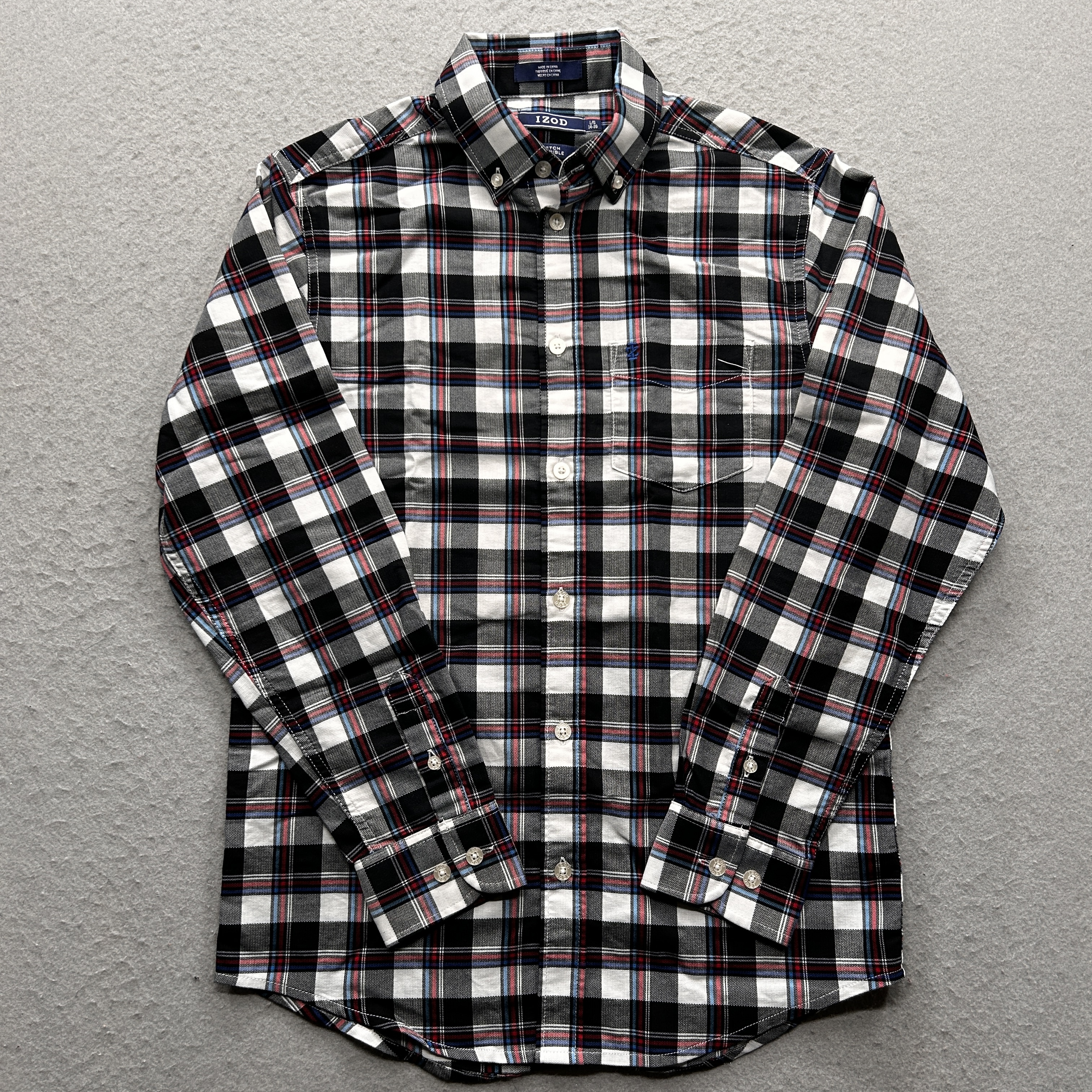 Izod Boy's Large Black Red Blue White Plaid Button Down Shirt Long Sleeve