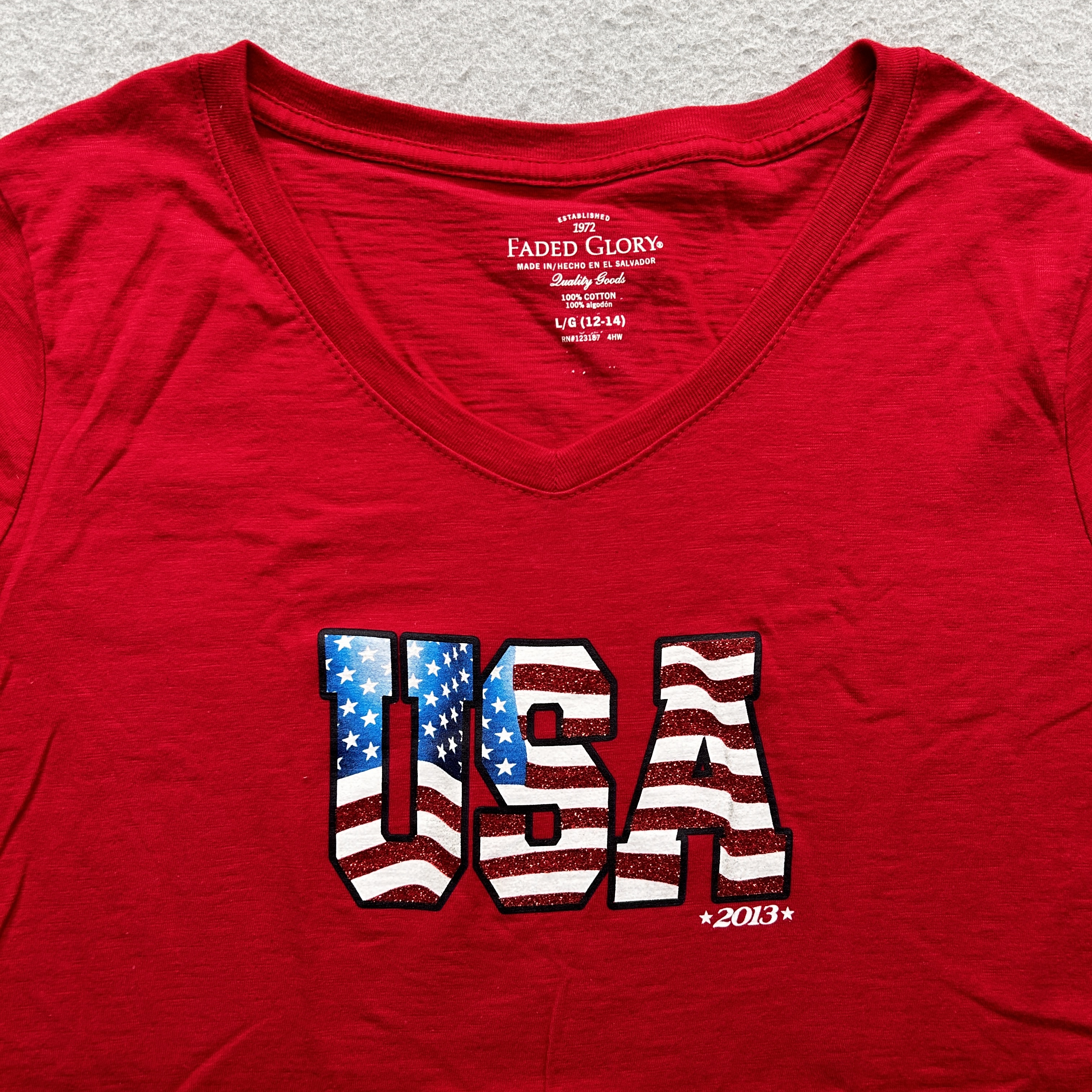 USA Faded Glory Youth Girls Large Red Short Sleeve V-Neck Top NWT