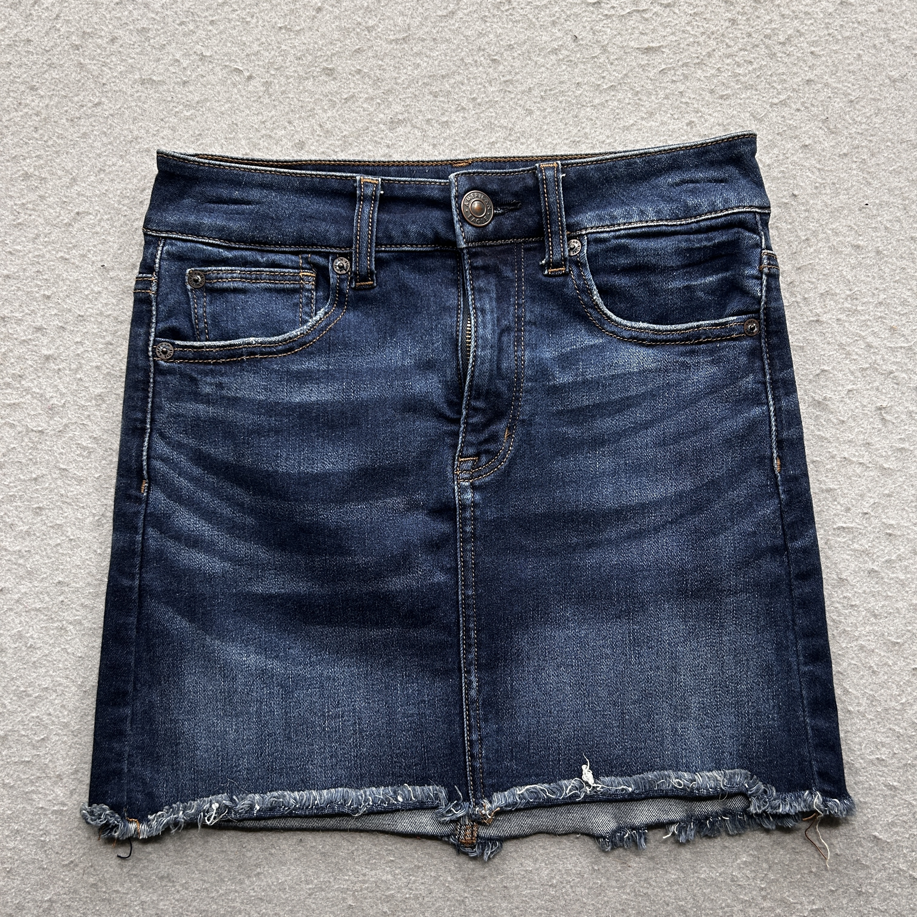 American Eagle Women's Size 2 Denim Skirt