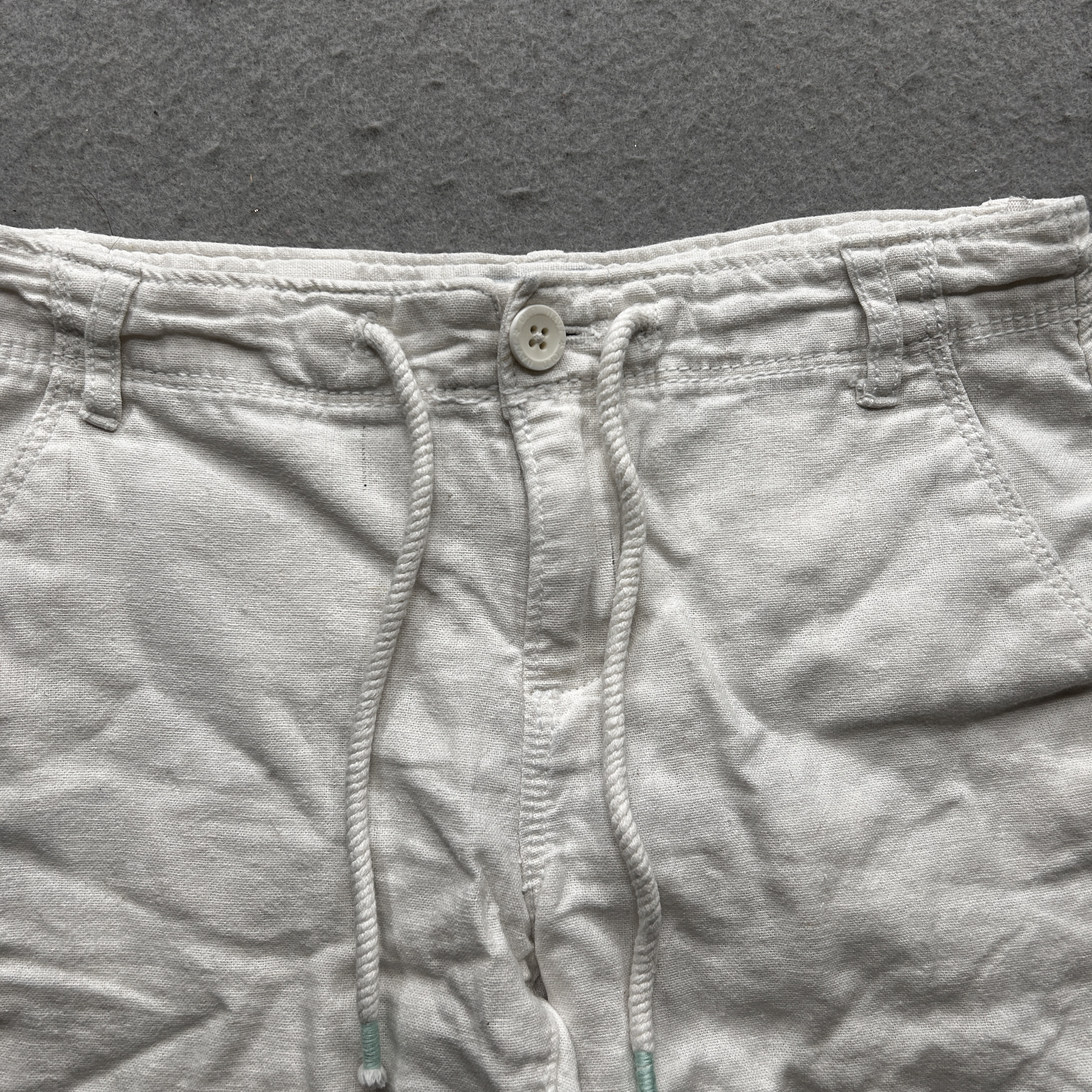 Old Navy Est 1984 Women's Size 10 White Drawstring Walking Short