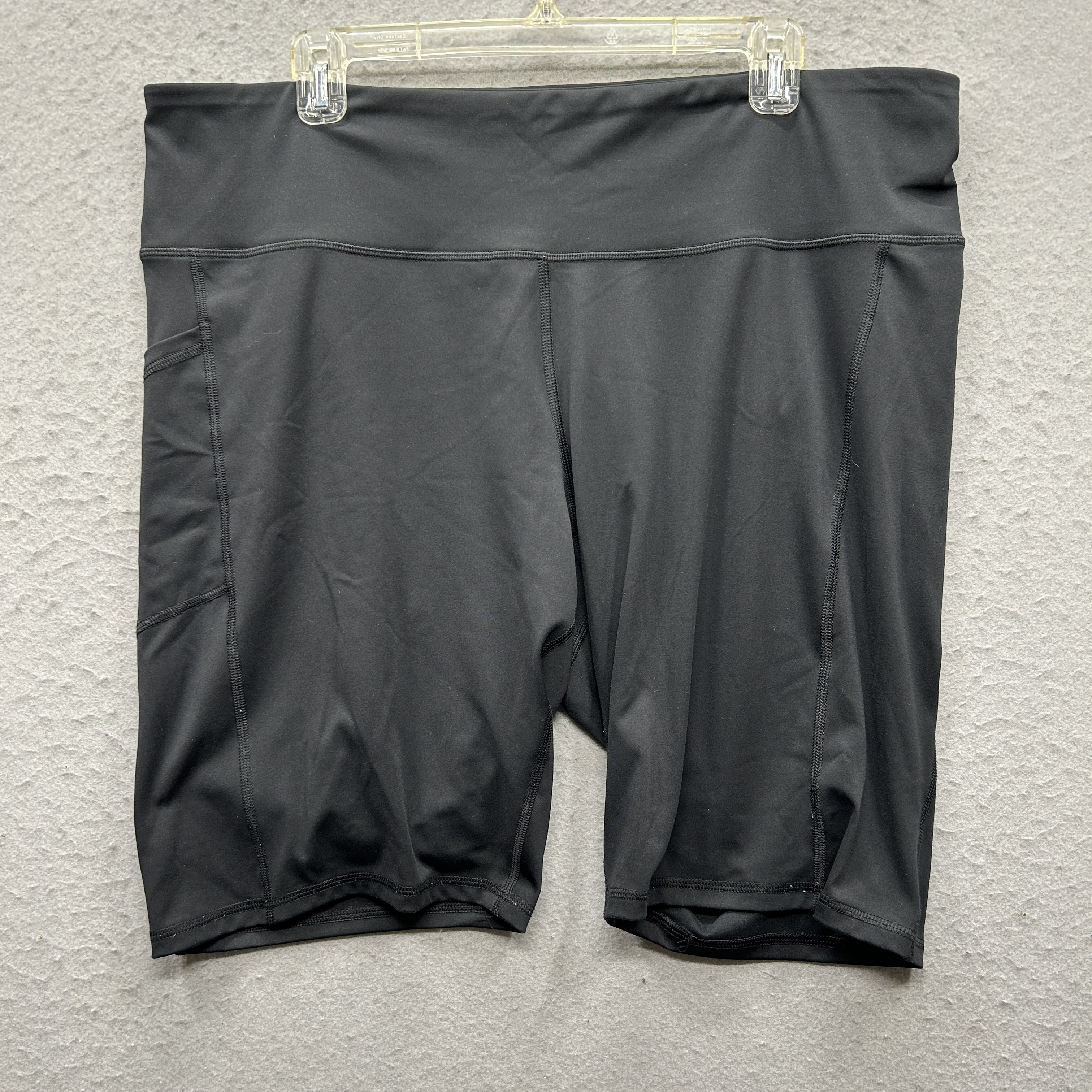 Champion Women's Athletic Spanx Legging Shorts Size 3X Black