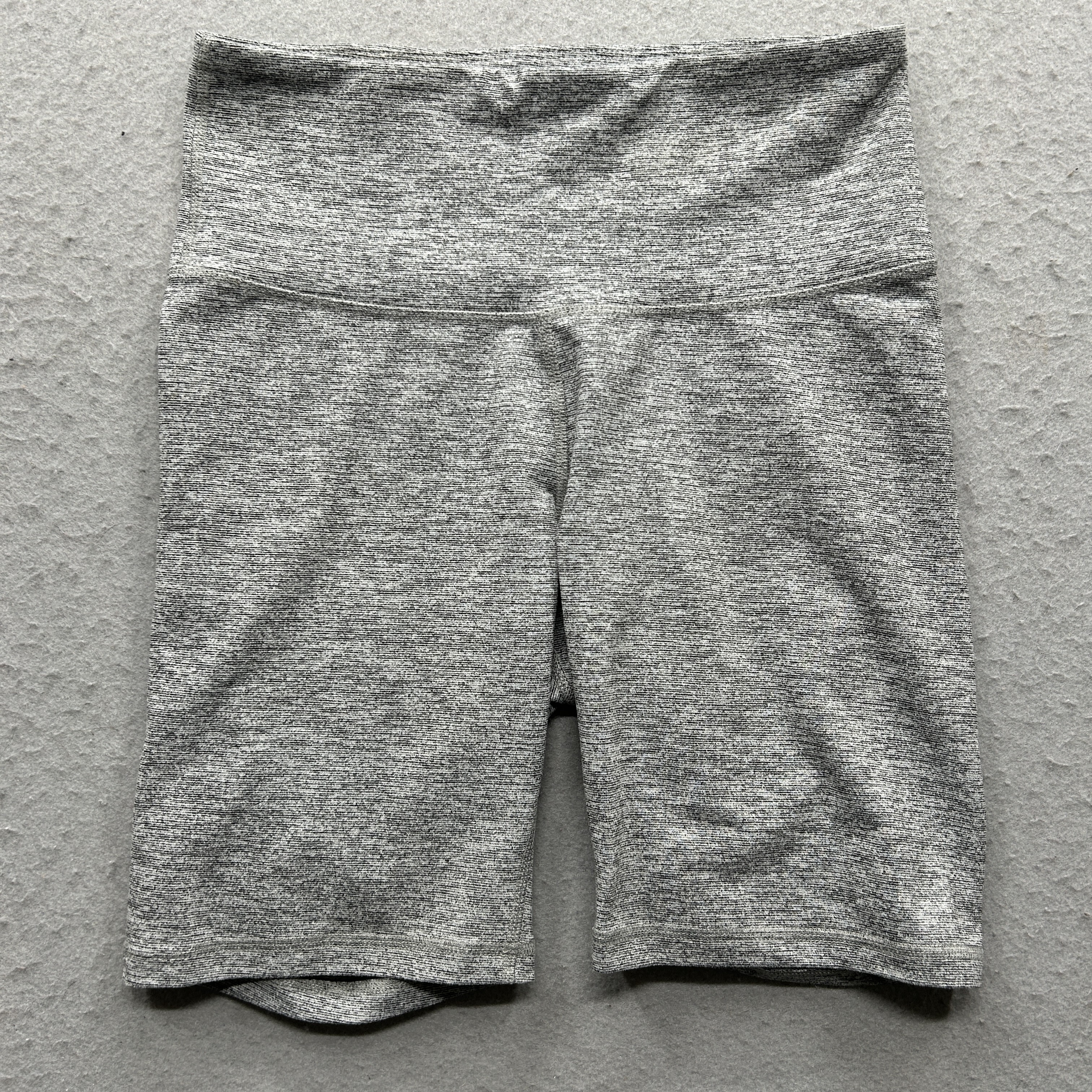 Old Navy Active Women's Size Medium Fitted Gray Athletic Shorts