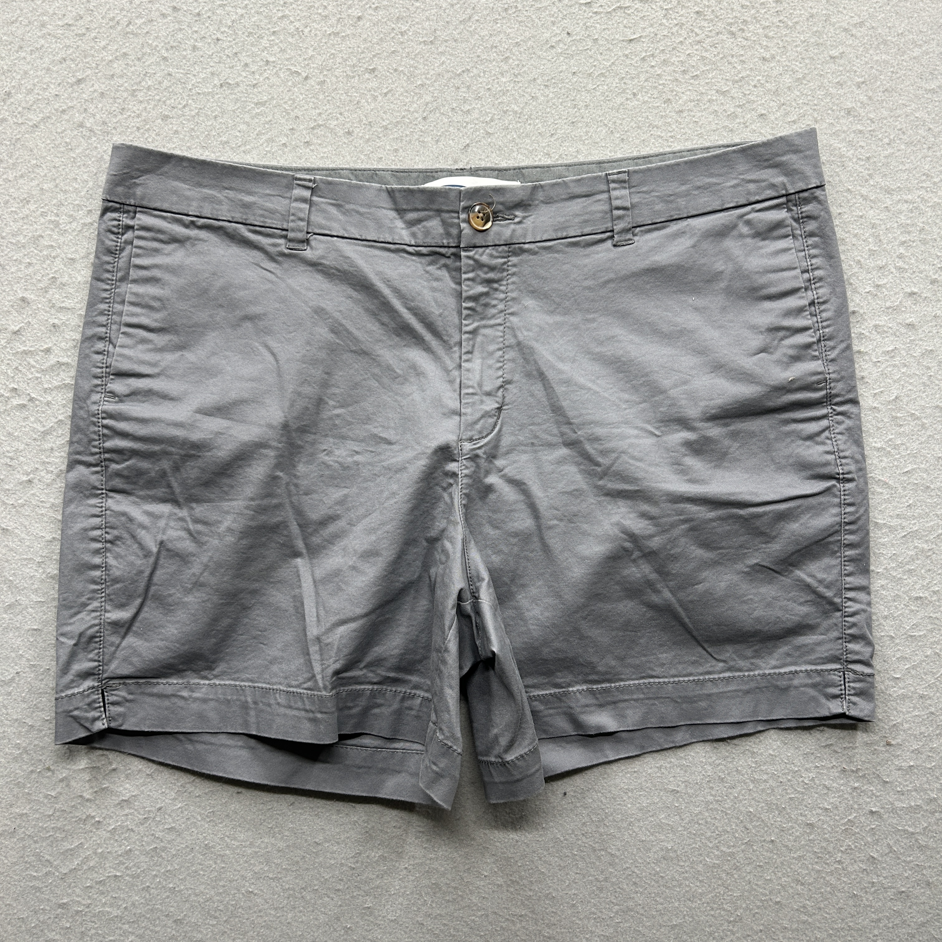 Old Navy Women's Size 16 Gray Everyday Short Cotton Spandex
