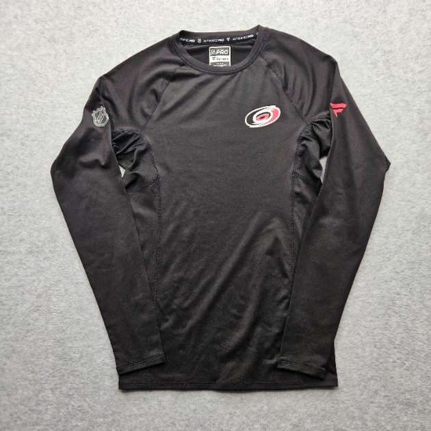 Carolina Hurricanes Hockey Fanatics Men's Size Medium Black Long Sleeve Shirt